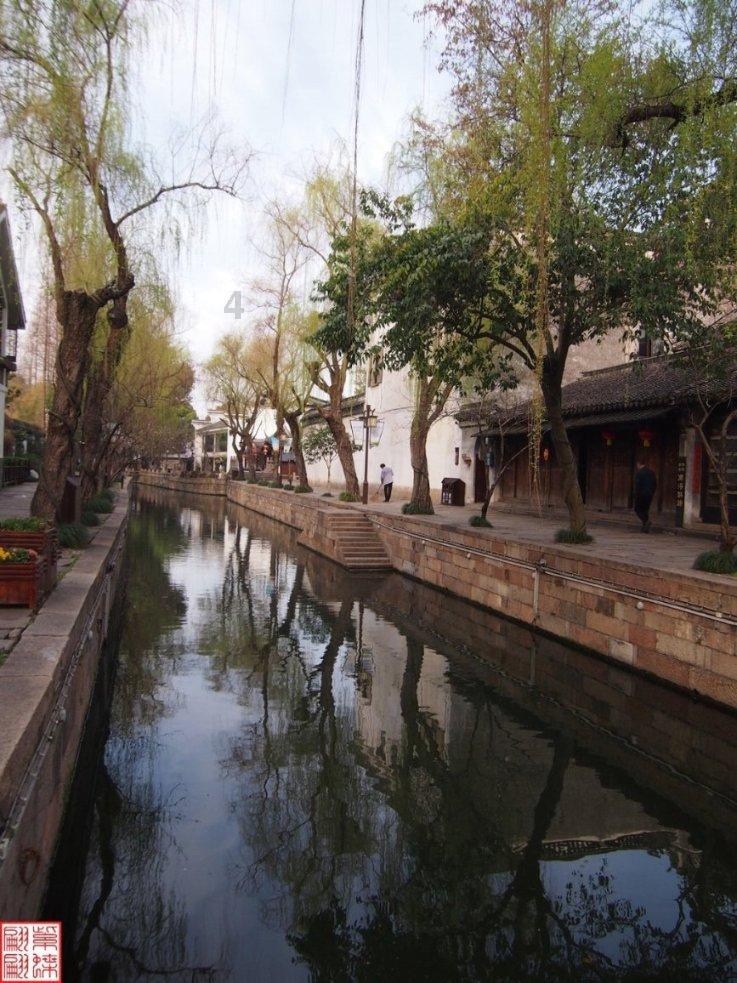 解惑蜗牛,ppt幻灯片怎么更换底板问答平台